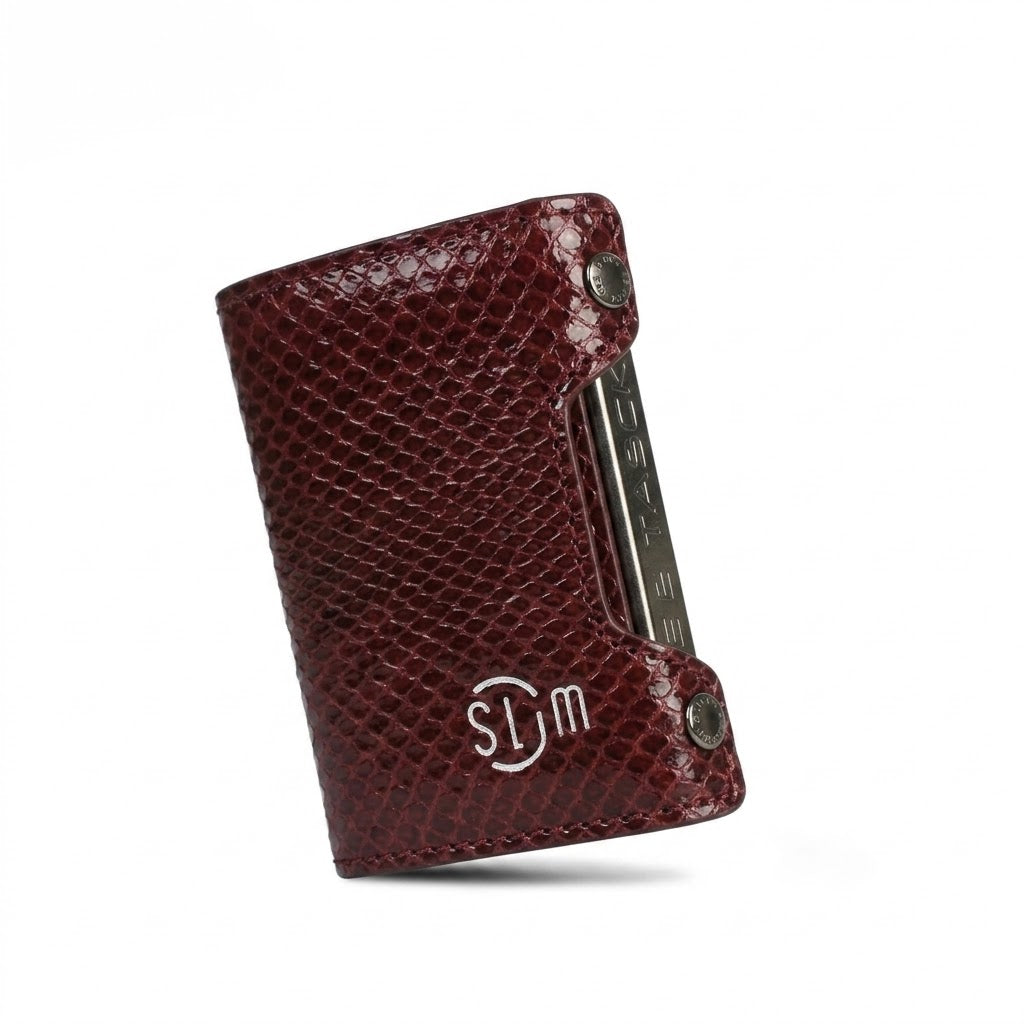 Cover in Vera Pelle Be Tasck