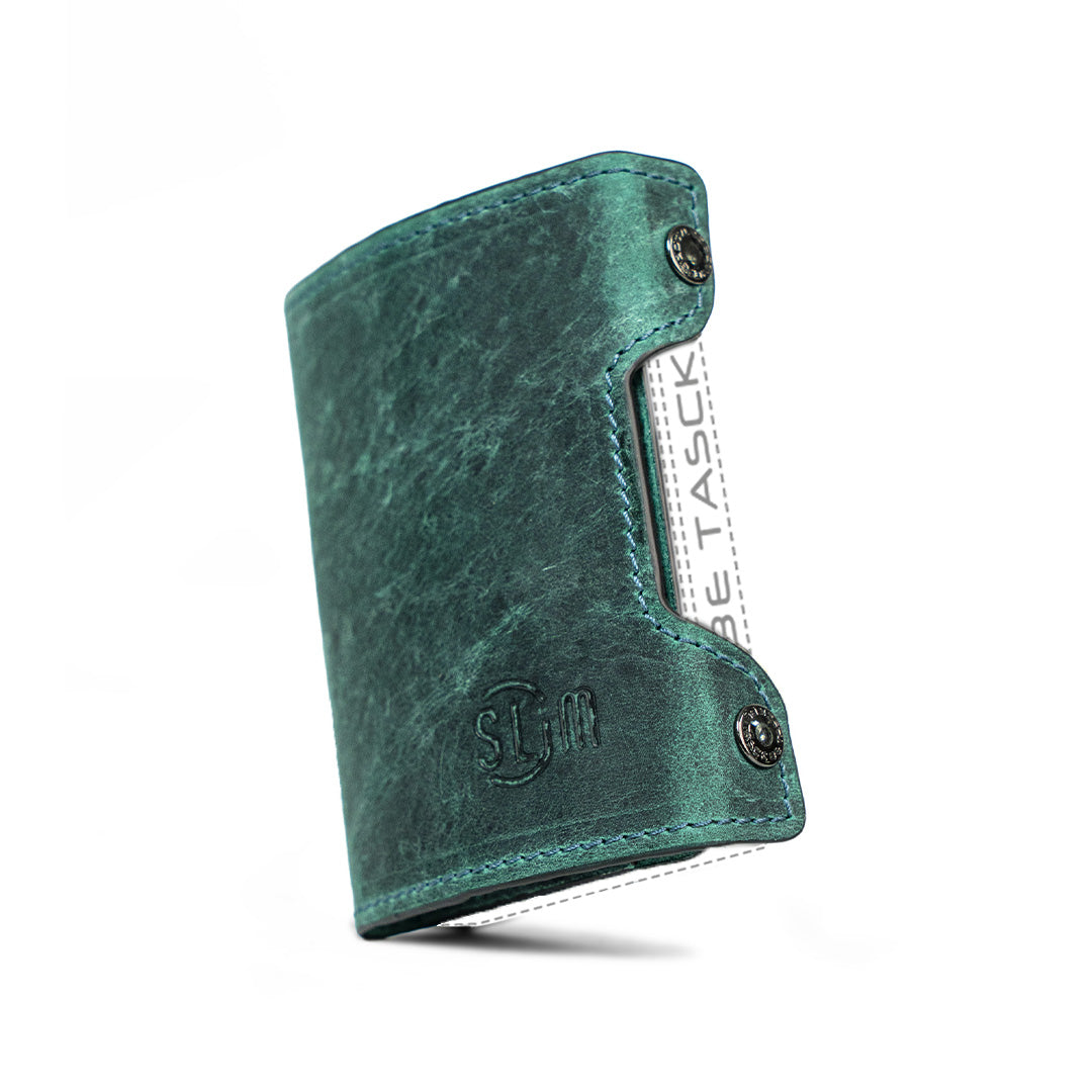 Cover in Vera Pelle Be Tasck