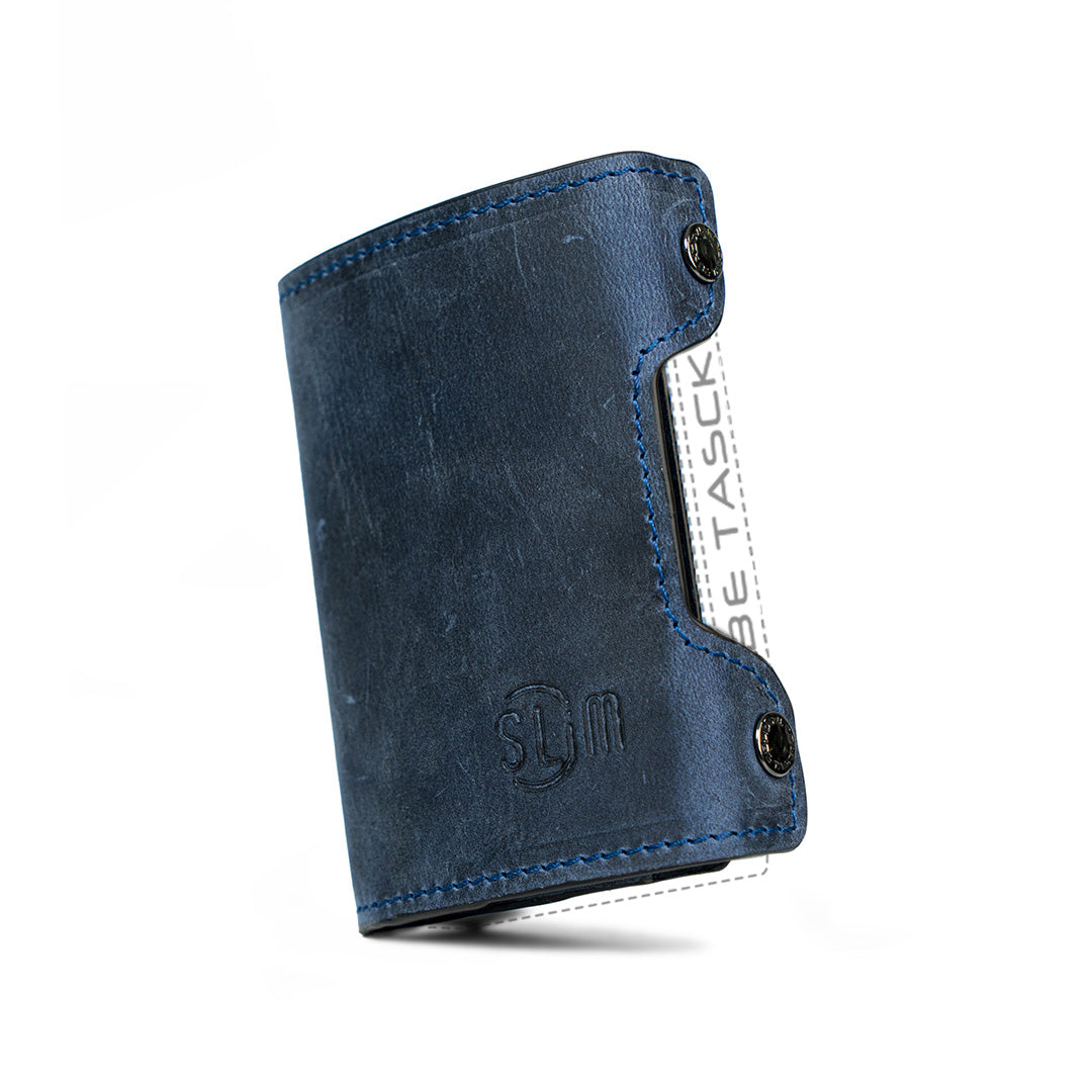 Cover in Vera Pelle Be Tasck