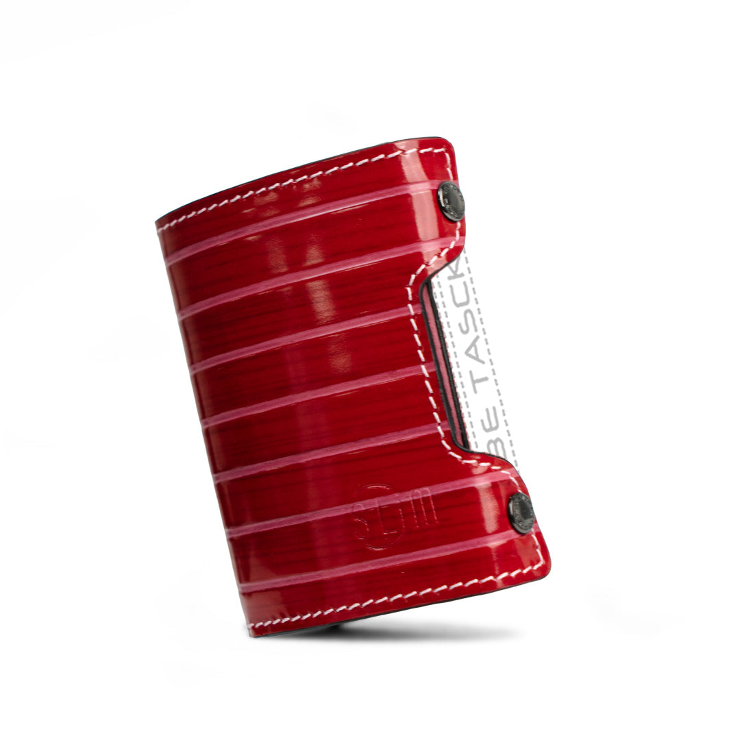 Cover in Vera Pelle Be Tasck